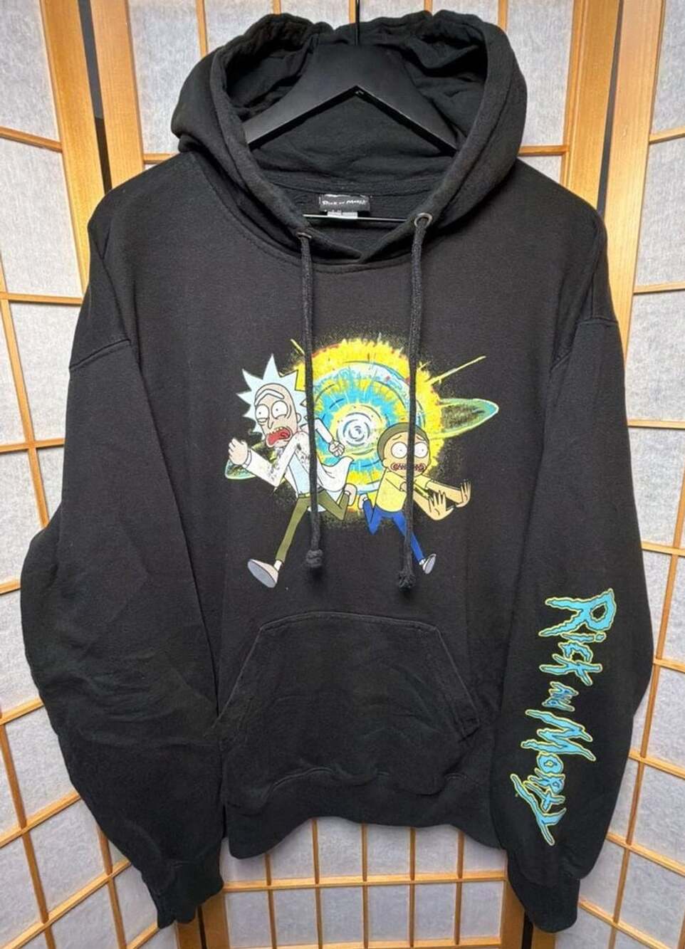 Rick And Morty RIPPLE JUNCTION HOPDIE Size L Black Portal Sweatshirt